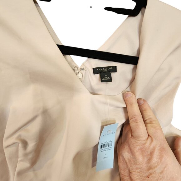 Ann Taylor White Sleeveless V-Neck Sheath Dress Womens Size 4p NWT - Picture 3 of 3